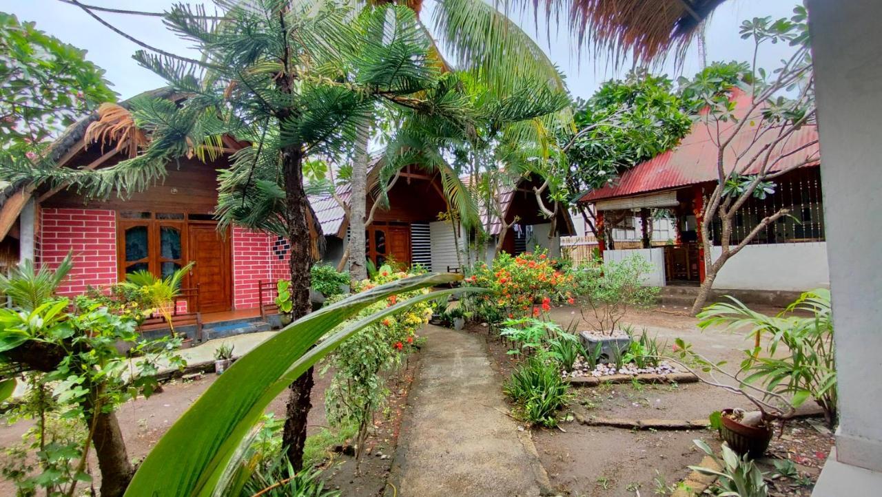 Готель Maxal Bungalow Гілі-Аїр Екстер'єр фото